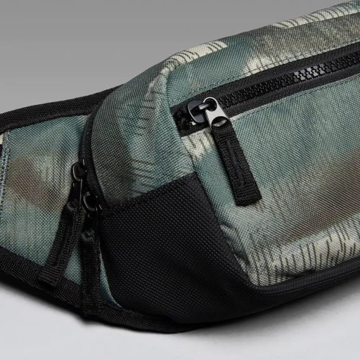 Oakley Transit Belt bag rövtáska graffite camo green